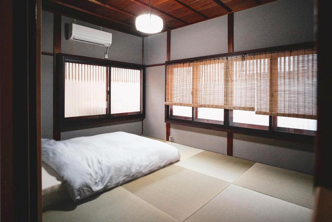 Modern Machiya Mibu Villa Kyoto Exterior photo